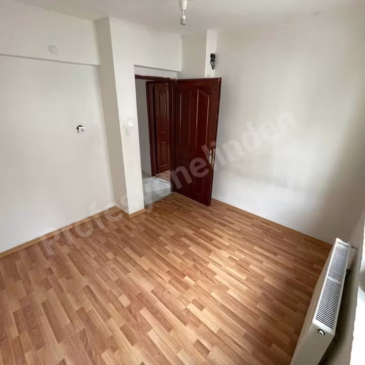 Etimesgut Merkezede Giriş Katı 3+1